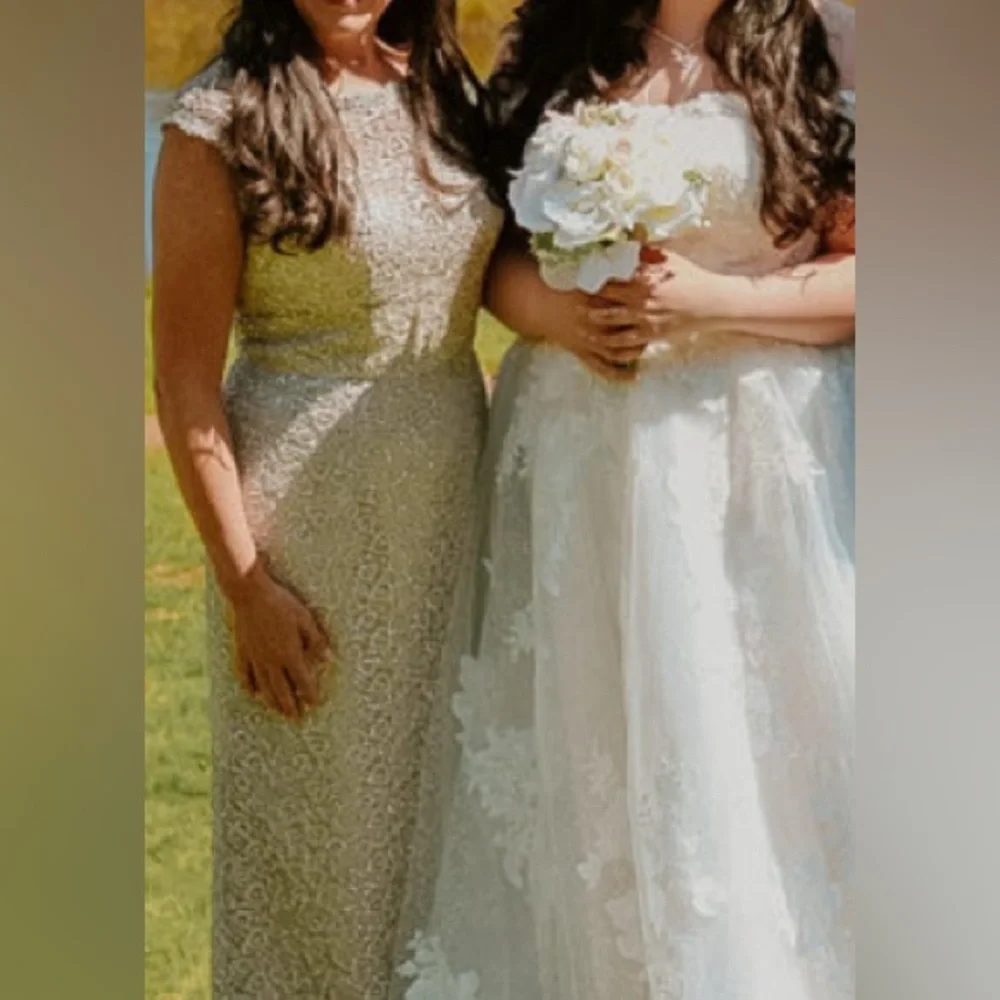 Montage by Mon Cheri. Formal gown. Mother of the bride . Elegant evening dress - Picture 12 of 13